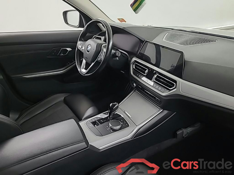 BMW 3-serie Touring 320iA Business Edition 5D 135kW #6