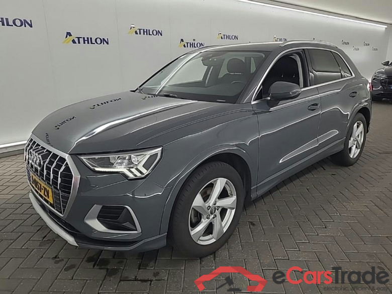 AUDI Q3 35 TFSI S tronic Business Edition 5D 110kW