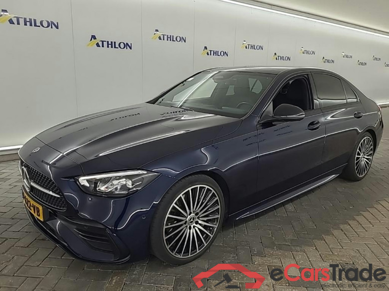 MERCEDES-BENZ C-Klasse Limousine C 180 AMG Line 4D 125kW