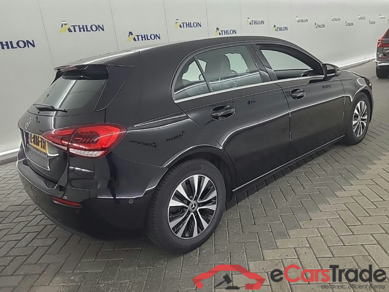 MERCEDES-BENZ A-klasse A 180 d 7G-DCT Business Solution 5D 85kW #3