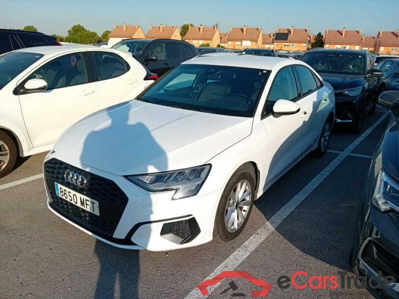 AUDI A3 / 2020 / 4P / sedán Sedan 30 TFSI 81kW (110CV) S tronic
