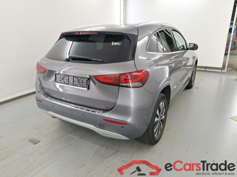 Mercedes GLA 250e Plug-In Hybrid Aut. Pano LED Widescreen Navi 1/2 Sport-Leather KeylessGo Camera Klima PDC ... #4