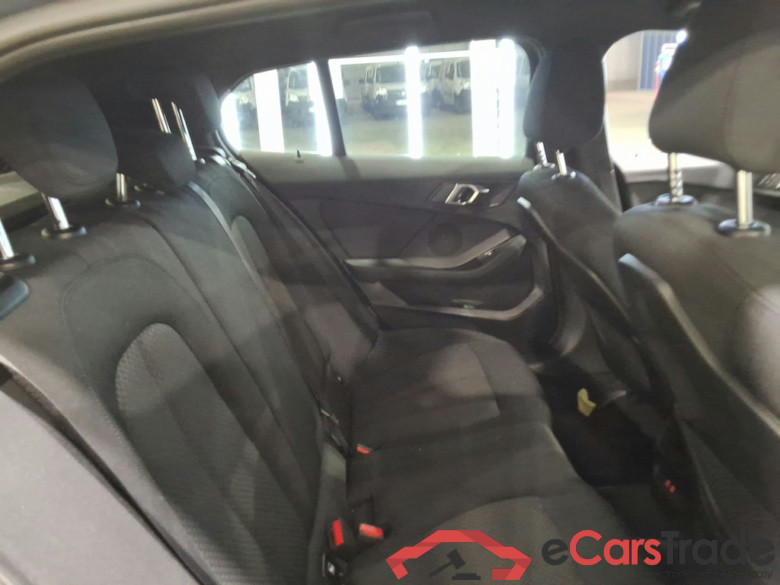BMW 1 SERIES HATCH 1.5 116IA (80KW) #5