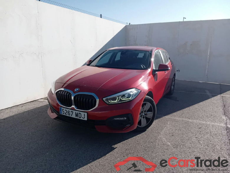 BMW Serie 1 / 2019 / 5P / berlina con portón 118i #1