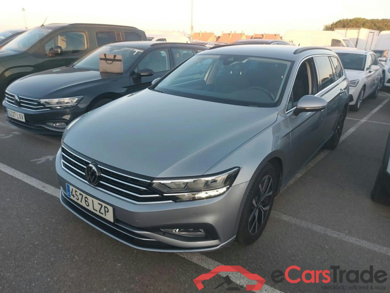 VOLKSWAGEN Passat / 2019 / 5P / familiar Variant Executive 2.0 TDI 110kW DSG #1