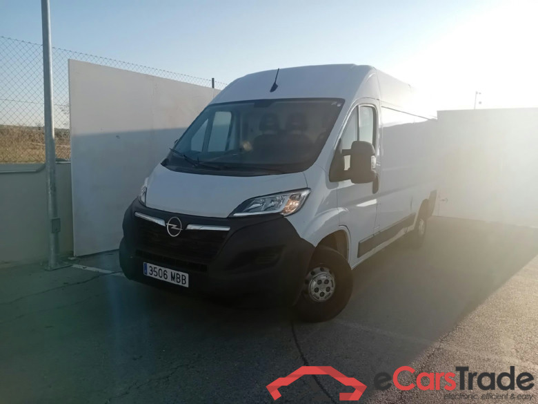 OPEL Movano / 2021 / 4P / Furgón Base L2H2 3.5T 2.2 BHDi 88kW #1
