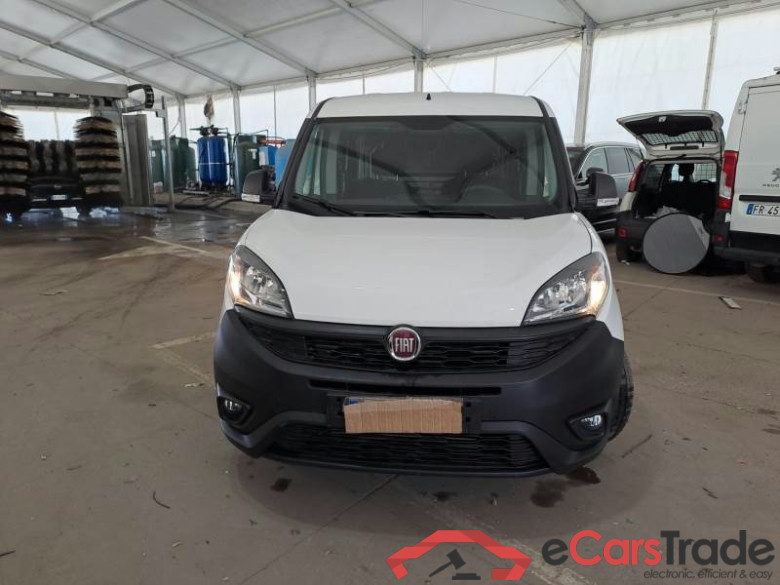 FIAT DOBLÒ CARGO / 2014 / 4P / VETT. FURGONATA MAXI LH1 LOUNGE 1.6 MJET 105CV E6D SeS #5