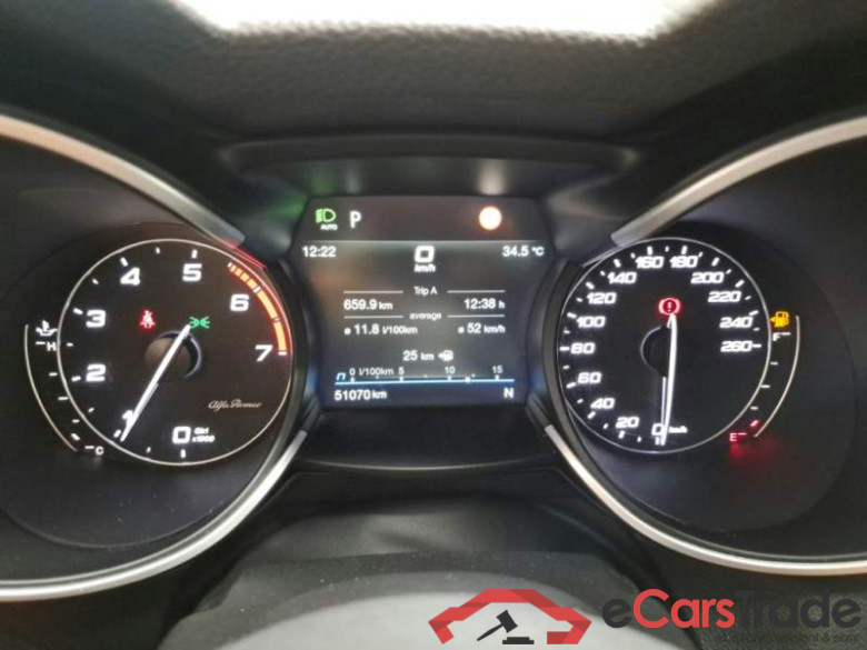 ALFA ROMEO STELVIO / 2017 / 5P / SUV 2.0 T 280 CV VELOCE AT8 Q4 #4