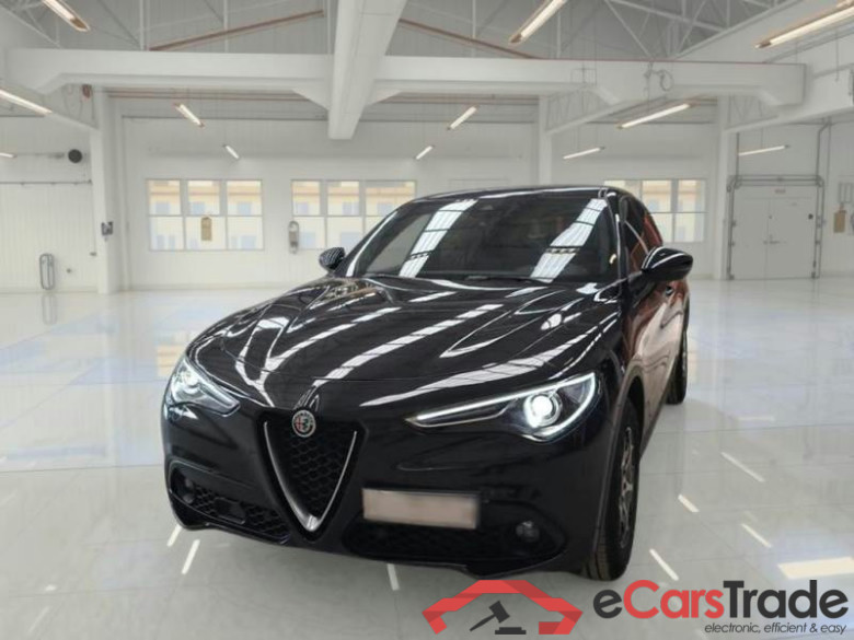 ALFA ROMEO STELVIO / 2017 / 5P / SUV 2.2 TD 190 CV SUPER BUSINESS AT8 Q4 #1