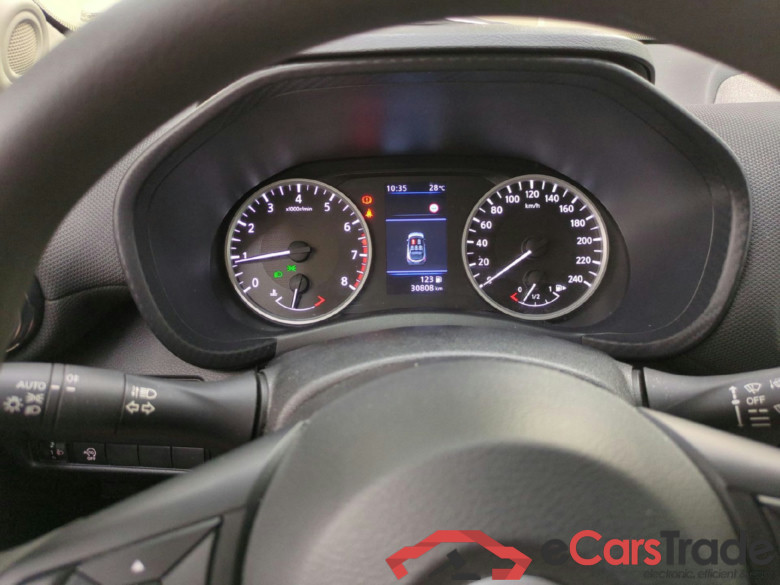 NISSAN Juke / 2019 / 5P / Crossover DIG-T 114 BVM6 Acenta #6