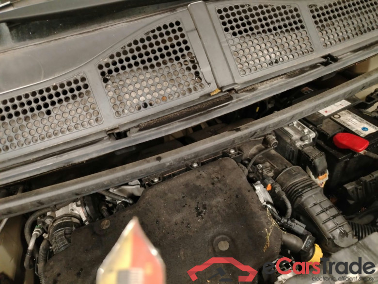 Expert Kombi L2 1.5 HDi 88KW MT6 E6d #2