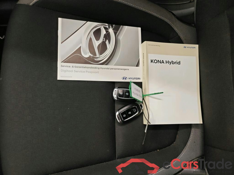 Hyundai KONA 1.6 GDI HEV Fashion 5d #4