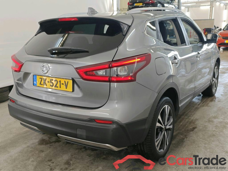 Nissan Qashqai 1.3 DIG-T 140 N-CONNECTA 5d #2