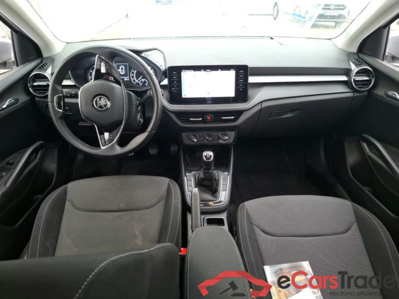 Fabia Ambition 1.0 MPI 80CV BVM5 E6d #5