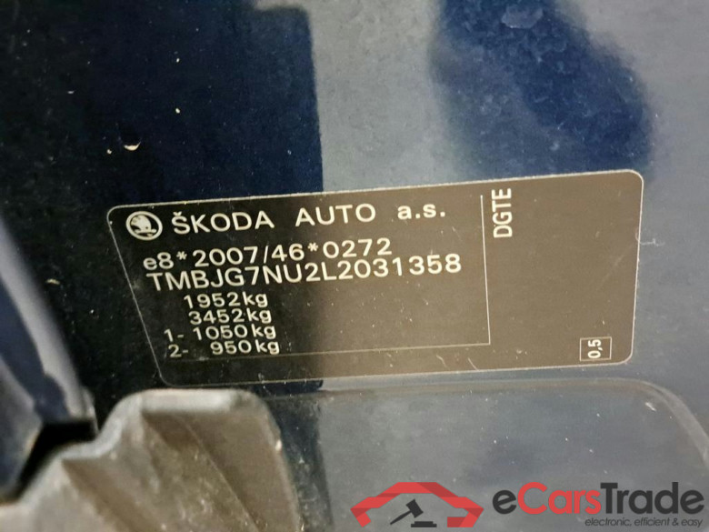 SKODA - SKO KAROQ CRTDI 115PK DSG7 Ambition & GPS & Comfort & Heated Front & ACC & Rear Seats & Pano Roof #6