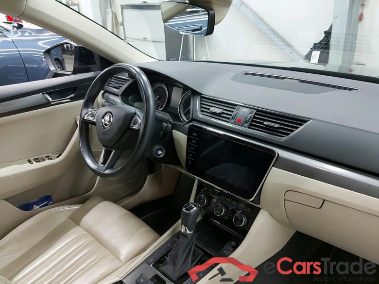 SKODA - SKO SUPERB COMBI CRTDI 150PK DSG7 Style Pack Safety & Style Premium II & Corporate Plus & Matrix LED & Adaptive Cruise & Safety Pack #3