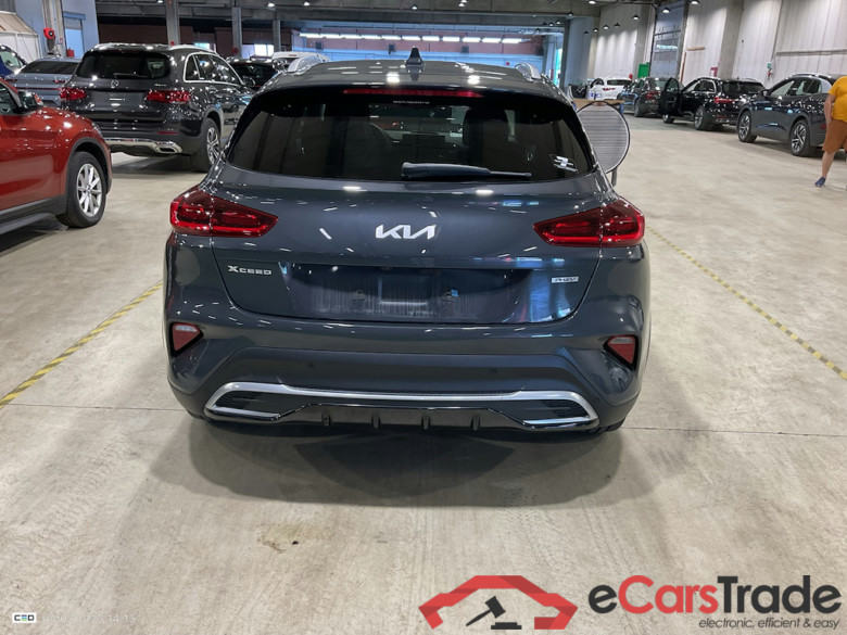 KIA XCEED 1.6 GDI PHEV DCT BUSINESS LINE #5
