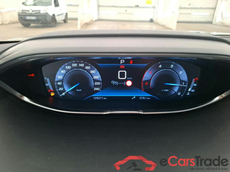 5008 Allure Business 1.5 HDi 130CV BVA8 E6dT #6