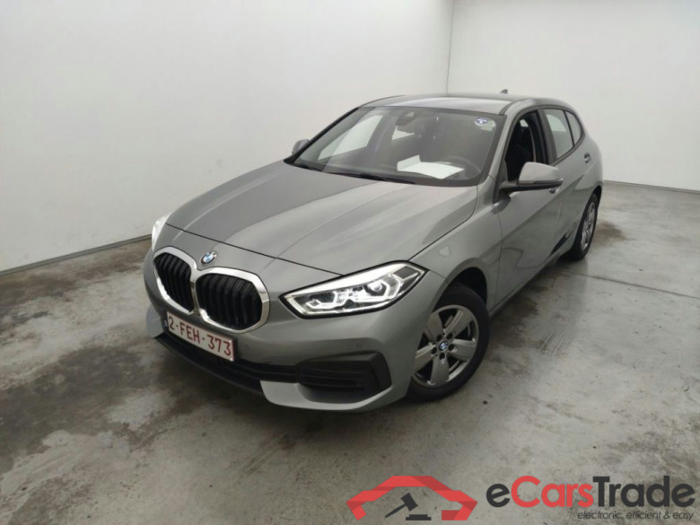 BMW 1 Reeks Hatch 118iA (100 kW) 5d