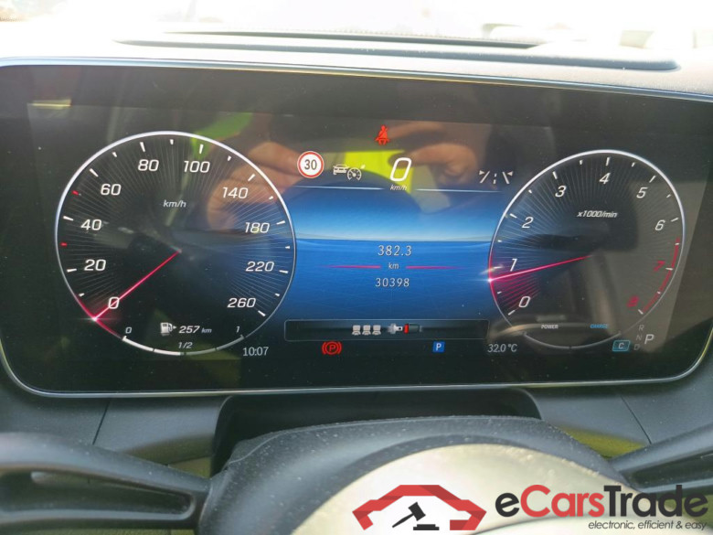 Clase GLC GLC 300 4Matic (254.647)AMG 2.0 280CV AT9 E6d #4