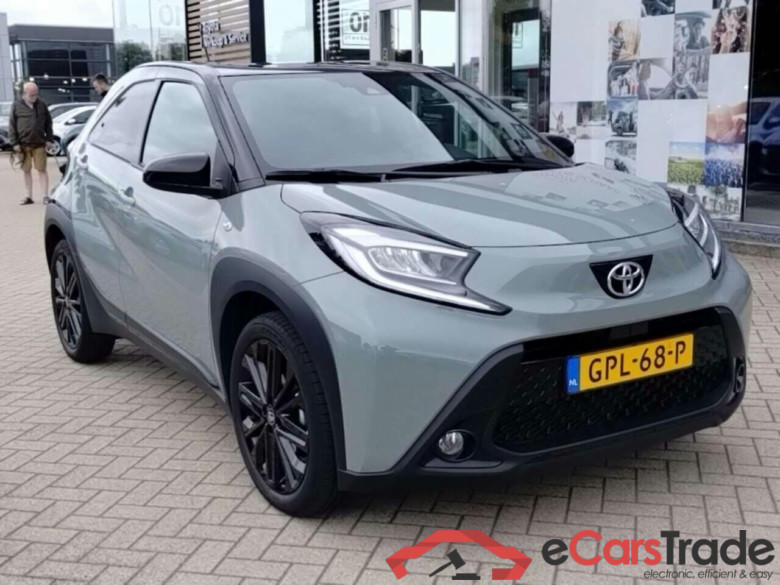 TOYOTA Aygo X 1.0 VVT-i S-CVT Premium #2