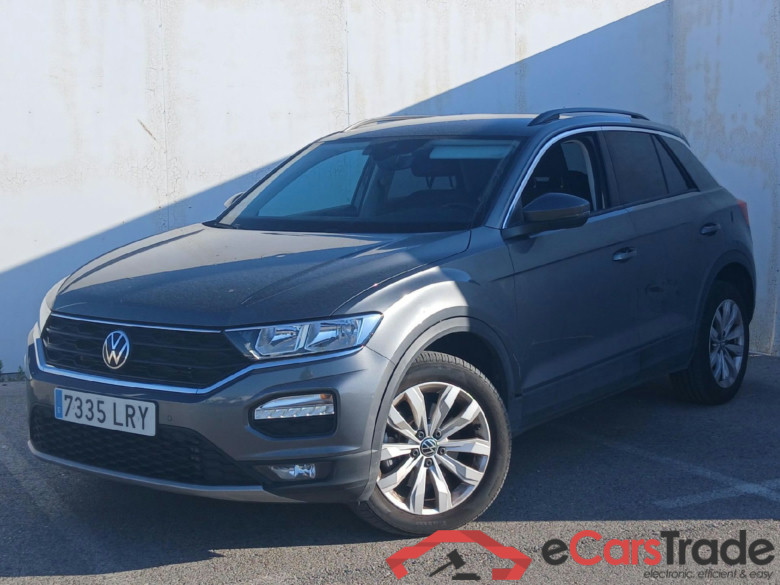 VOLKSWAGEN T-Roc / 2017 / 5P / todoterreno Advance 2.0 TDI 110kW (150CV) DSG (AC2)