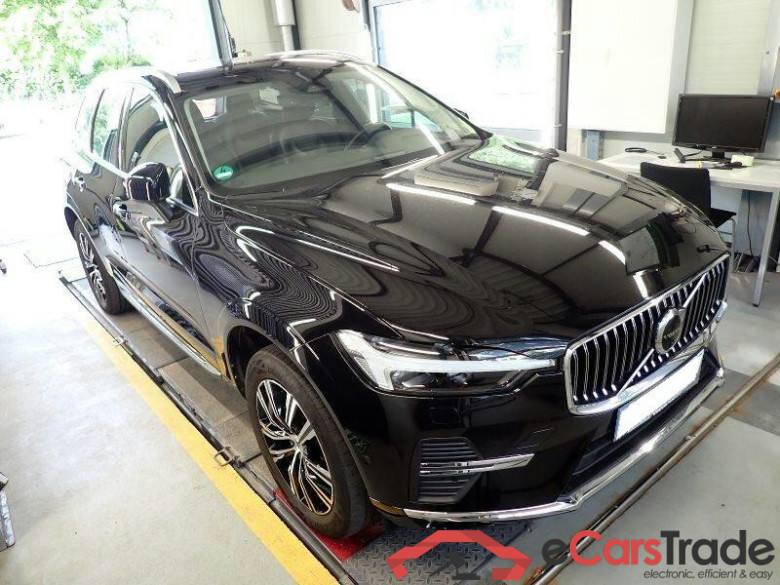 Volvo XC60 (03.2017->) DE - SUV5 B5 (Benzin) 2WD EU6d, Inscription Mild-Hybrid, (Facelift) 2021 - 2022 #2