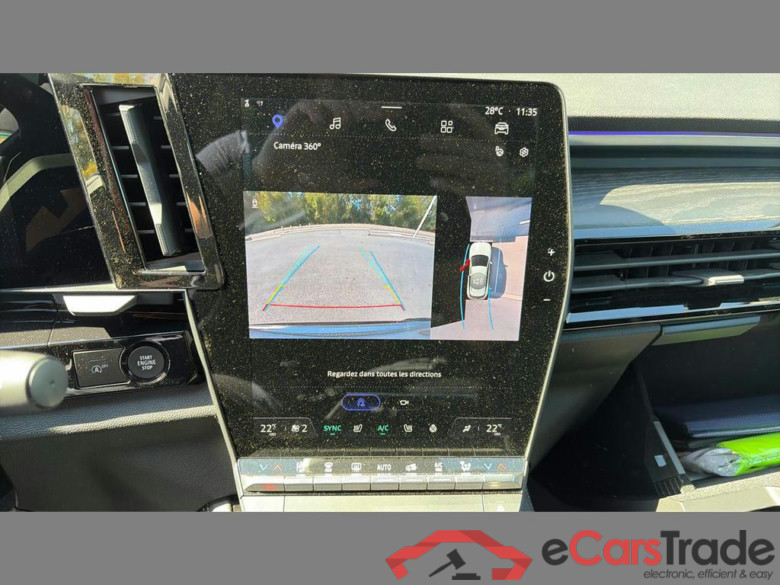 RENAULT Austral 1.3 TCe MHEV Iconic 160 EDC #5