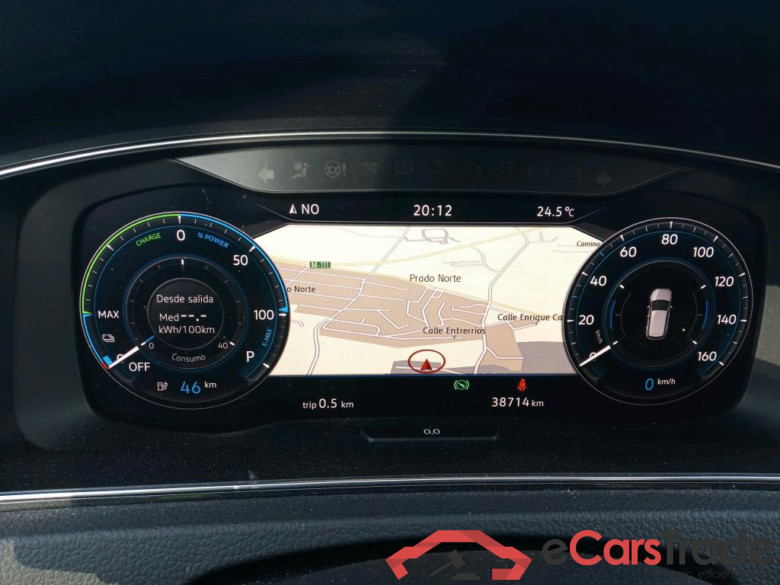 VOLKSWAGEN Golf / 2016 / 5P / berlina con portón e-Golf ePower 110 kW (136CV) #4
