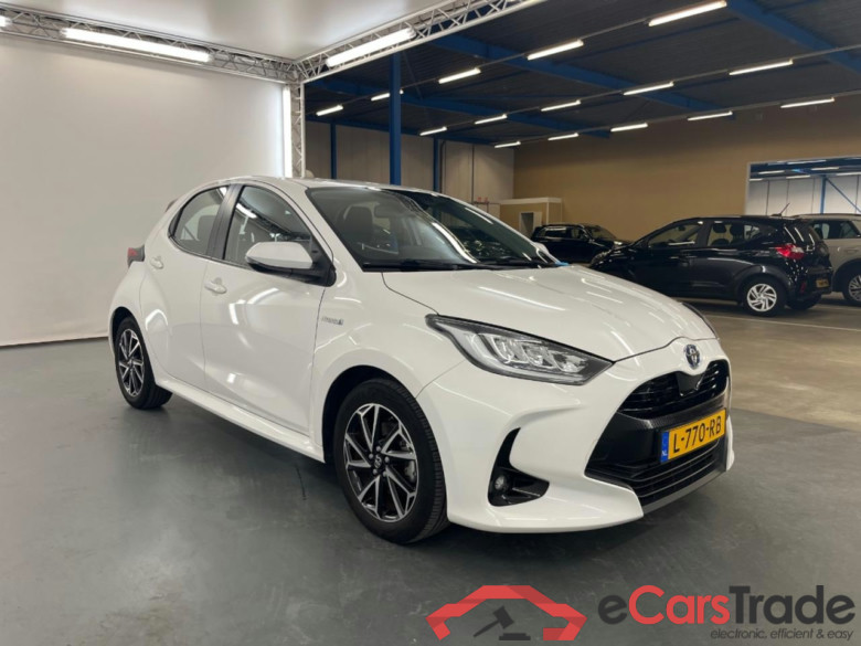 TOYOTA Yaris 1.5 Hybrid Dynamic #2