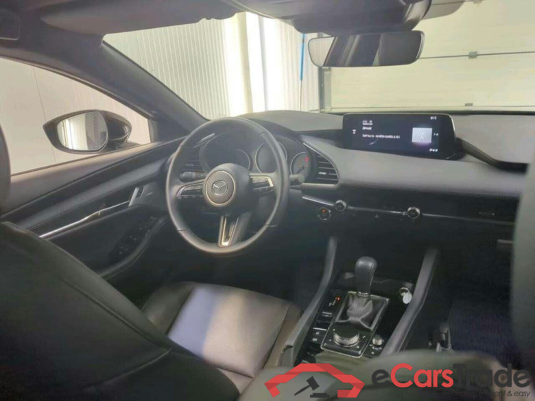 Mazda 3 2.0 e-SA-X Takumi #3