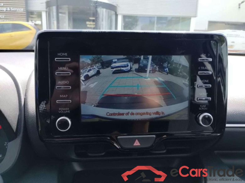 TOYOTA YARIS 1.5 Hybrid Active #6