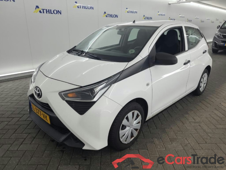 TOYOTA Aygo 1.0 VVT-i x-fun 5D 53kW