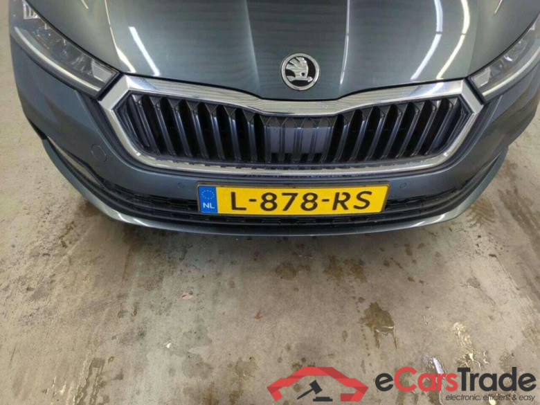 SKODA Octavia Combi 1.0 TSI Bns Edition #4