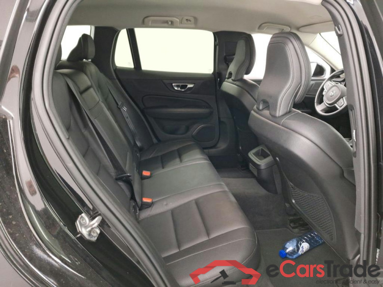 VOLVO V60 DIESEL - 2018 2.0 D3 Momentum Pro #6
