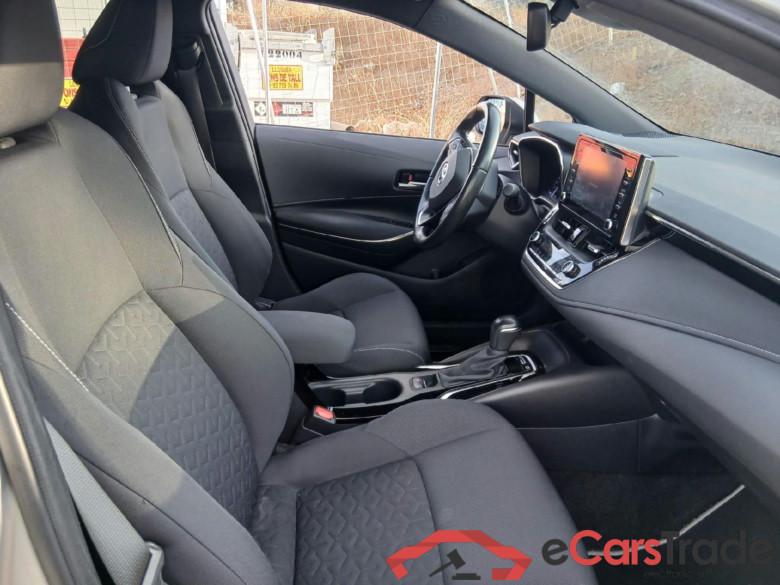 TOYOTA Corolla / 2019 / 5P / familiar 1.8 125H ACTIVE TECH E-CVT TOU SPORT #6