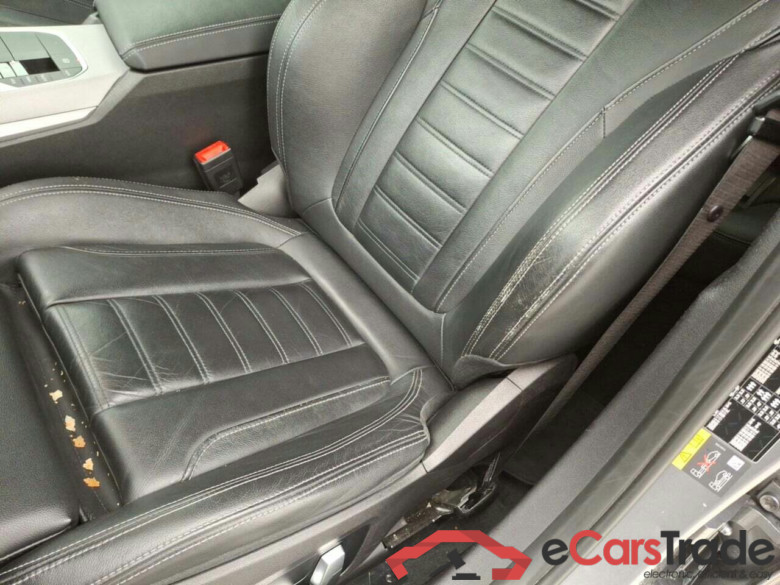 BMW 3-SERIE BERLINE 2.0 330E #4