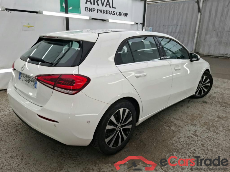MERCEDES-BENZ Classe A Compact / 2018 / 5P / Berline A 180 d Business Line 8G-DCT #3