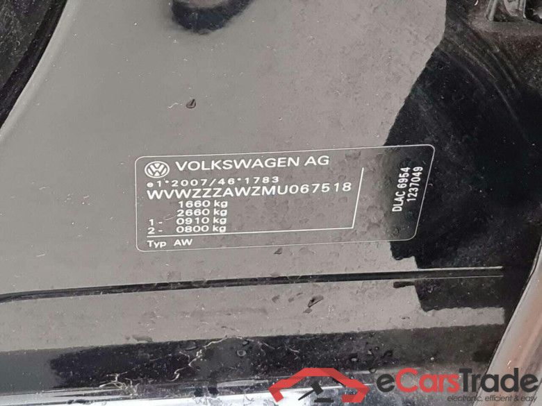VOLKSWAGEN POLO 1.0 TSI R-Line Ed. #4