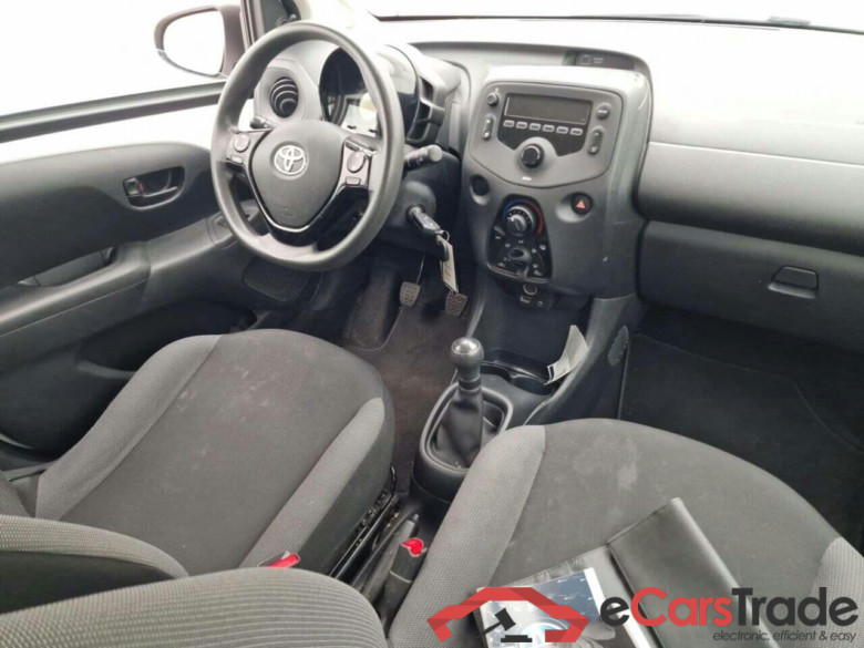 TOYOTA Aygo 1.0 VVT-i x-fun #3