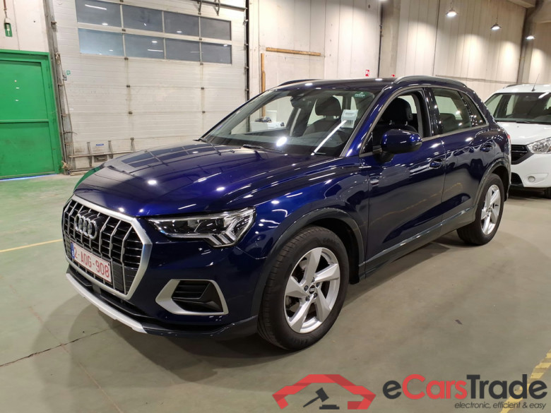 AUDI Q3 1.5 35 TFSI S TR ADVANCED BUSINESS ED