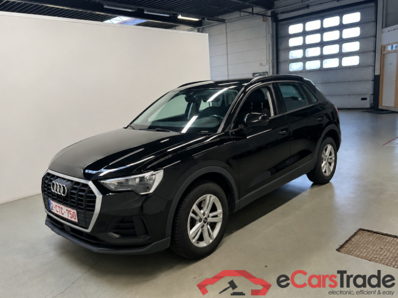 AUDI Q3 1.4 45 TFSIe Plug-In Hybrid Aut. LED Virtual Navi Klima PDC ...