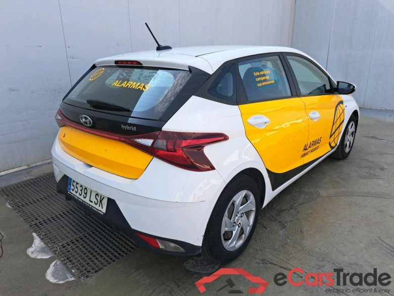 HYUNDAI i20 / 2020 / 5P / berlina con portón 1.0 TGDI 74kW (100CV) 48V Essence #2