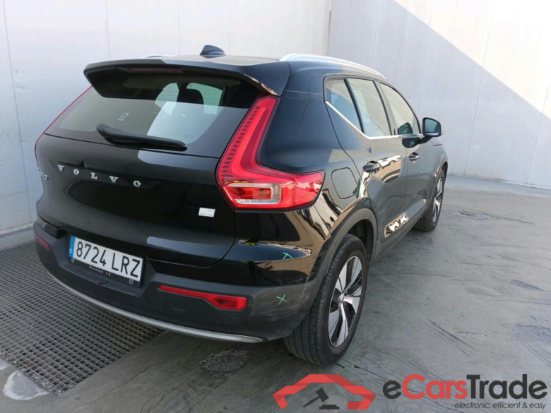 VOLVO XC40 / 2017 / 5P / todoterreno 1.5 T4 Twin Recharge Inscription Ex Auto #2