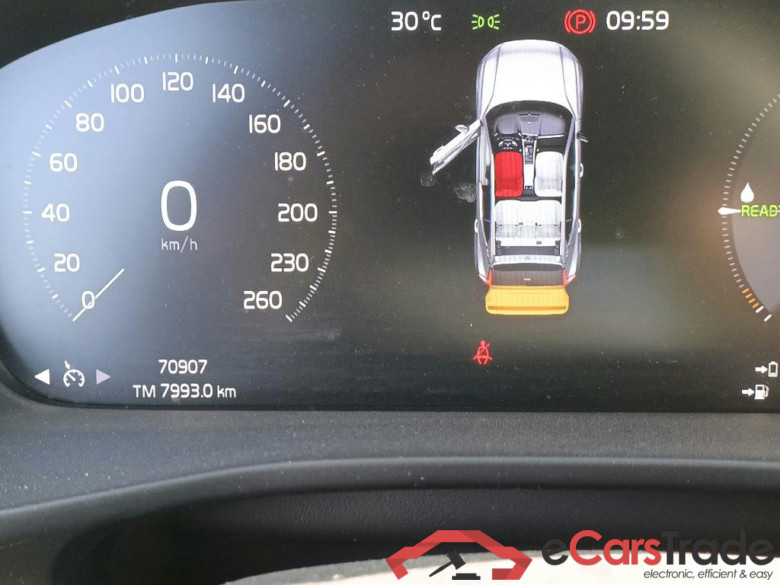 VOLVO XC40 / 2017 / 5P / todoterreno 1.5 T4 Twin Recharge Inscription Ex Auto #3