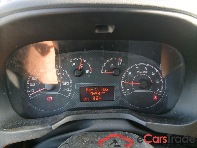 FIAT Fiorino / 2016 / 3P / furgón derivado de turismo Cargo Base N1 1.3 MJet 70 kW (95 CV) #4