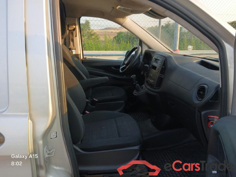 MERCEDES-BENZ Vito / 2014 / 4P / furgón 111 CDI Larga #6