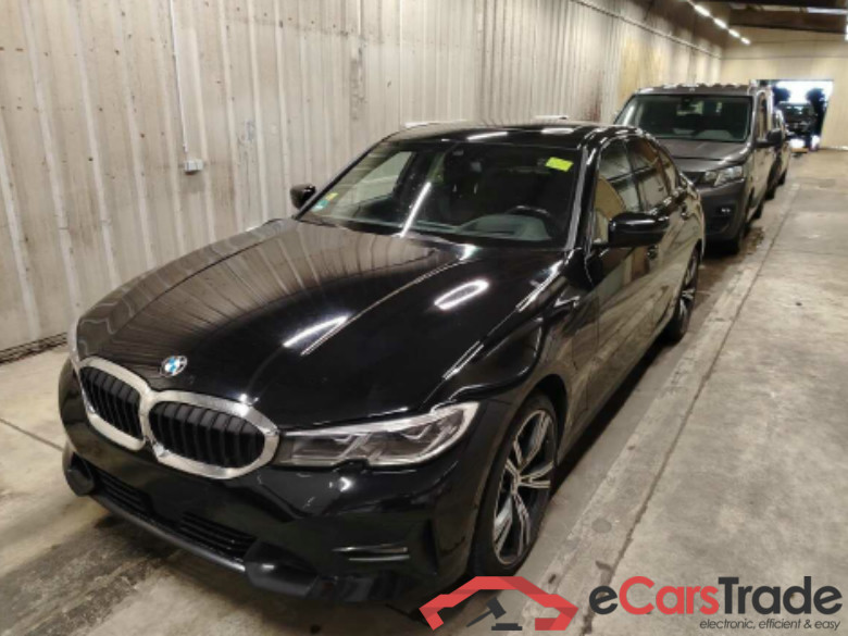 Baureihe 3 Lim. 330 e xDrive Sport Line 2.0 185KW AT8 E6d