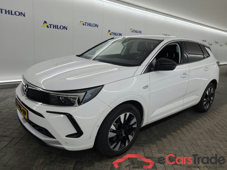 OPEL Grandland 1.6 Turbo 168kW Hybrid Bus. Eleg. Auto 5D