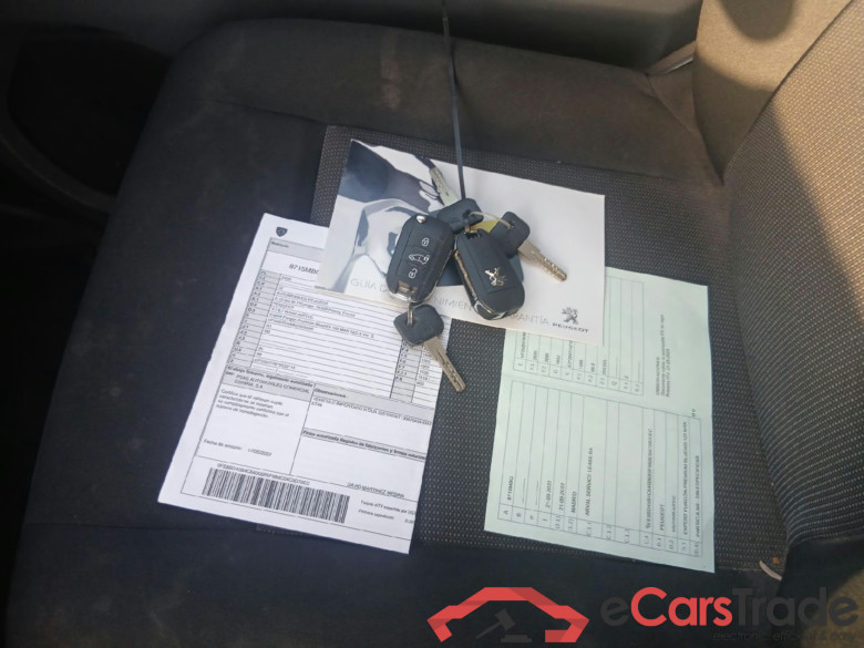 PEUGEOT Expert / 2016 / 4P / furgón Furgón Premium 2.0 BlueHDi 120 Standard #5